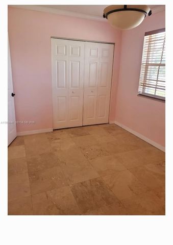 290 E 65th St 290, Hialeah, FL 33013