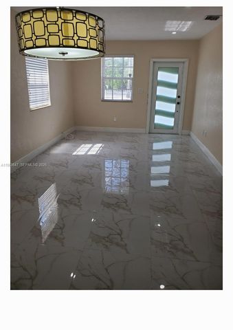 290 E 65th St 290, Hialeah, FL 33013