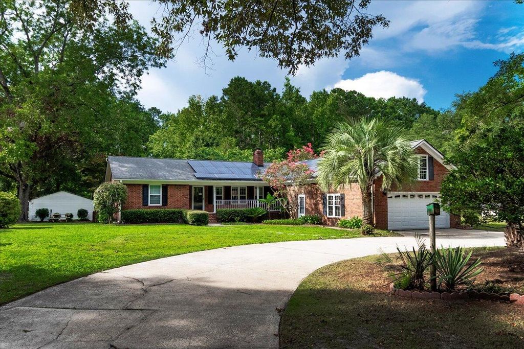 481 School Street, Ridgeville, SC 29472