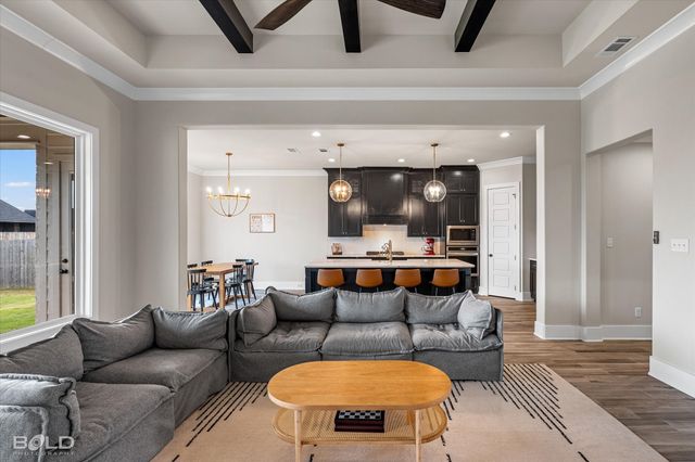 586 Corinth Circle, Bossier City, LA 71111