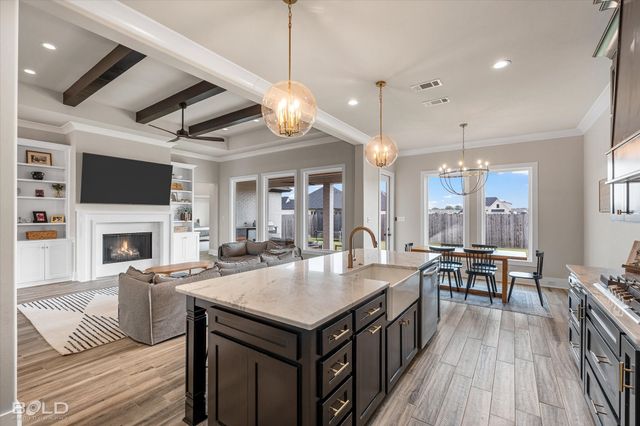 586 Corinth Circle, Bossier City, LA 71111