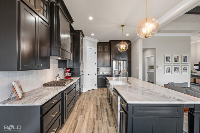 586 Corinth Circle, Bossier City, LA 71111