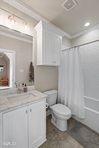 586 Corinth Circle, Bossier City, LA 71111