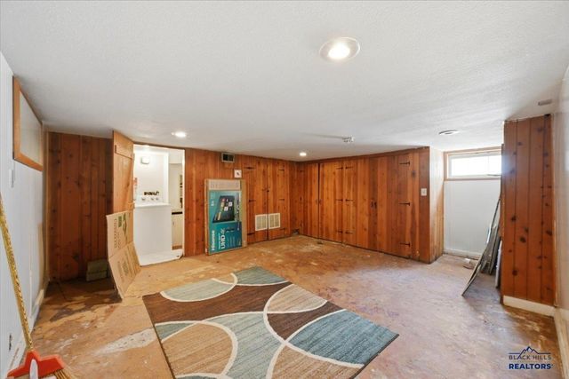 1615 9TH, Rapid City, SD 57701