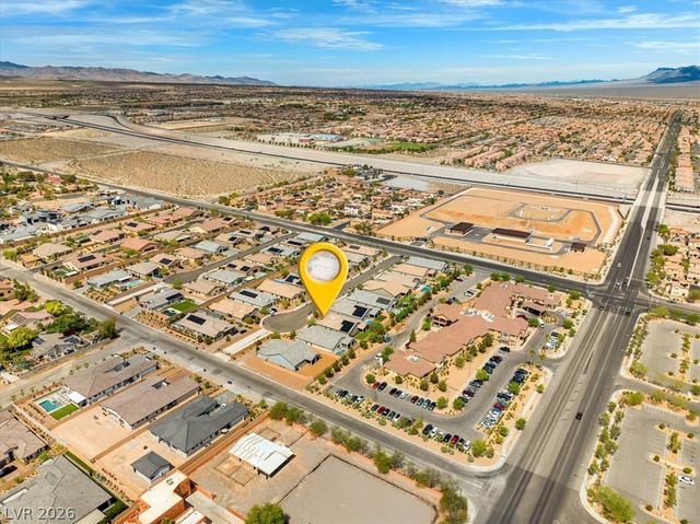 6320 Regina Ridge Street, Las Vegas, NV 89149