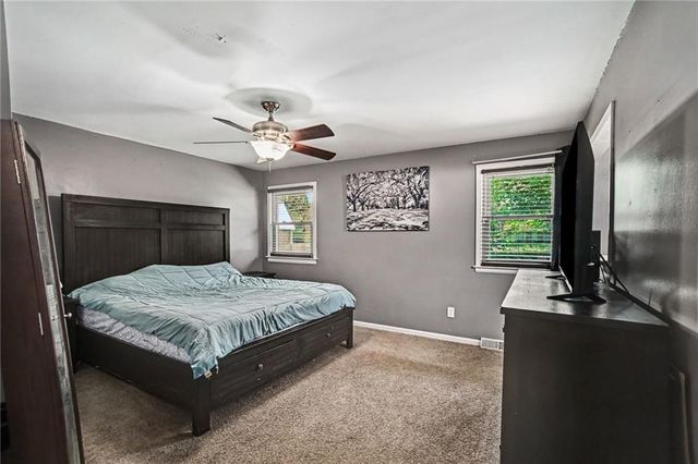 1008 SW 19TH Street Terrace, Blue Springs, MO 64015