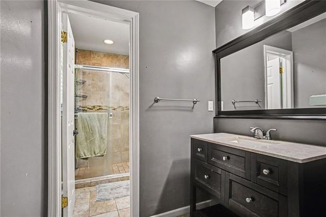1008 SW 19TH Street Terrace, Blue Springs, MO 64015