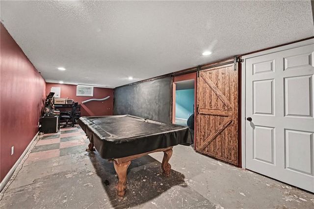 1008 SW 19TH Street Terrace, Blue Springs, MO 64015