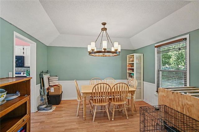 1008 SW 19TH Street Terrace, Blue Springs, MO 64015