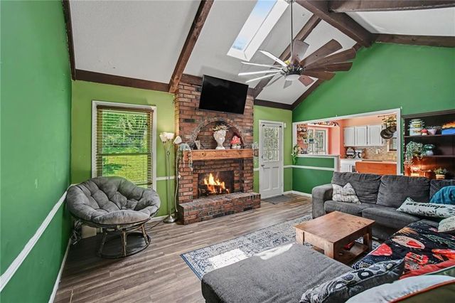 1008 SW 19TH Street Terrace, Blue Springs, MO 64015