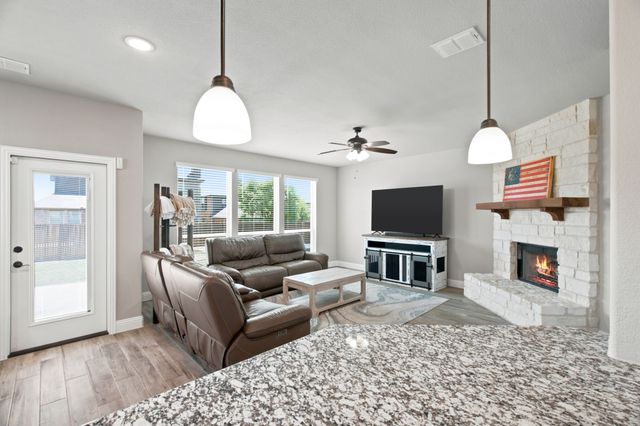 1106 Alderwood Drive, Justin, TX 76247