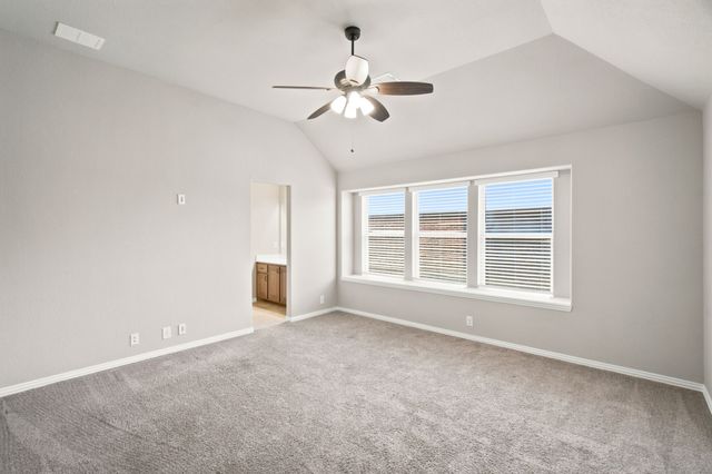 1106 Alderwood Drive, Justin, TX 76247