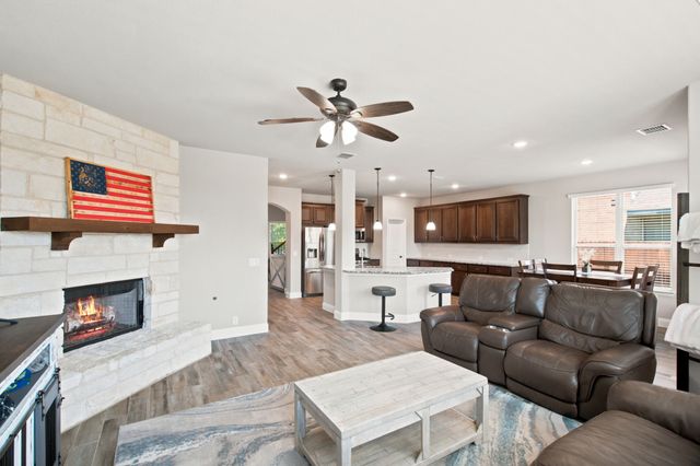 1106 Alderwood Drive, Justin, TX 76247