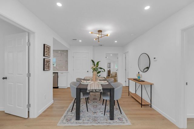 1709 Cecelia ST, Taylor, TX 76574