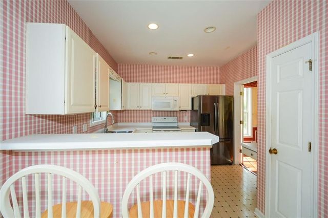 108 Westridge Court, Woodstock, GA 30188