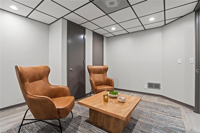 502 W Markey Road, Belton, MO 64012