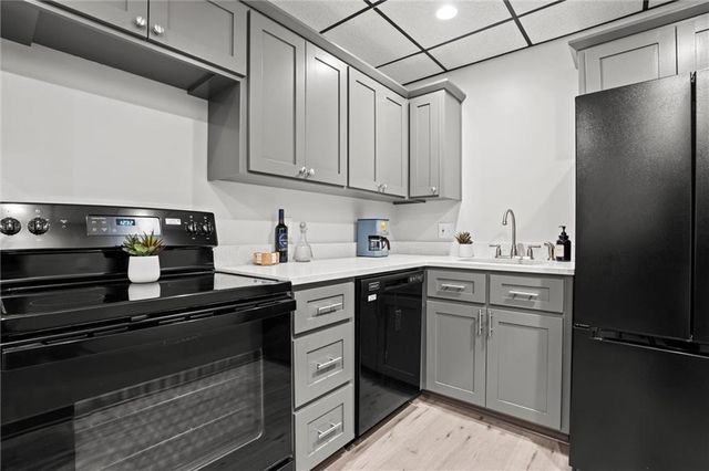 502 W Markey Road, Belton, MO 64012