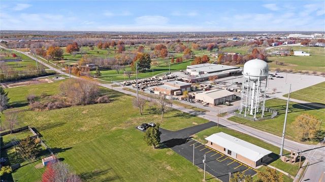 502 W Markey Road, Belton, MO 64012