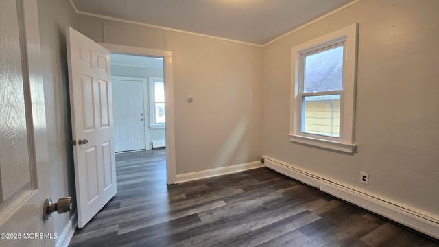 11 Saint Peters Place 1, Keansburg, NJ 07734