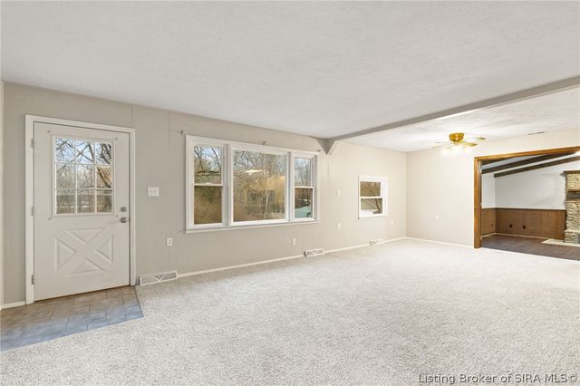 436 E Saint Joe Road, Sellersburg, IN 47172