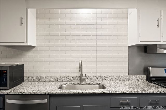 436 E Saint Joe Road, Sellersburg, IN 47172