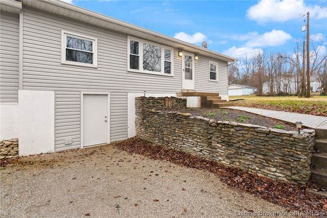 436 E Saint Joe Road, Sellersburg, IN 47172