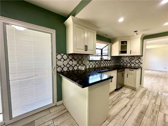 8023 Oakdale, Winnetka, CA 91306