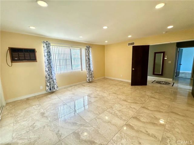 8023 Oakdale, Winnetka, CA 91306