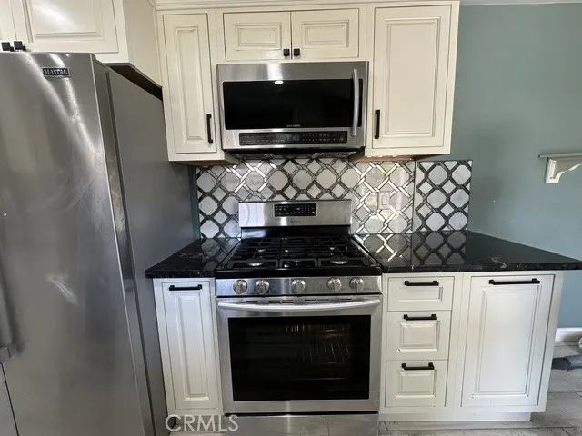 8023 Oakdale, Winnetka, CA 91306