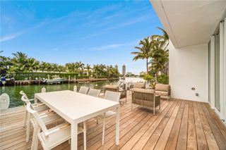 1011 W 48th St 8, Miami Beach, FL 33140