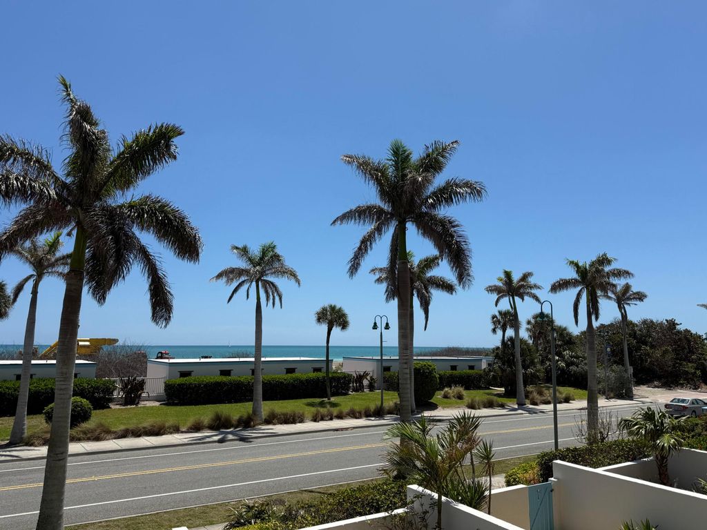 355 S Ocean Drive 106, Fort Pierce, FL 34949