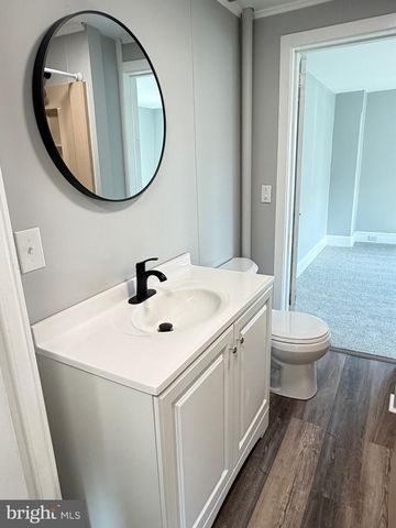 63 W SLOKOM AVE, Christiana, PA 17509