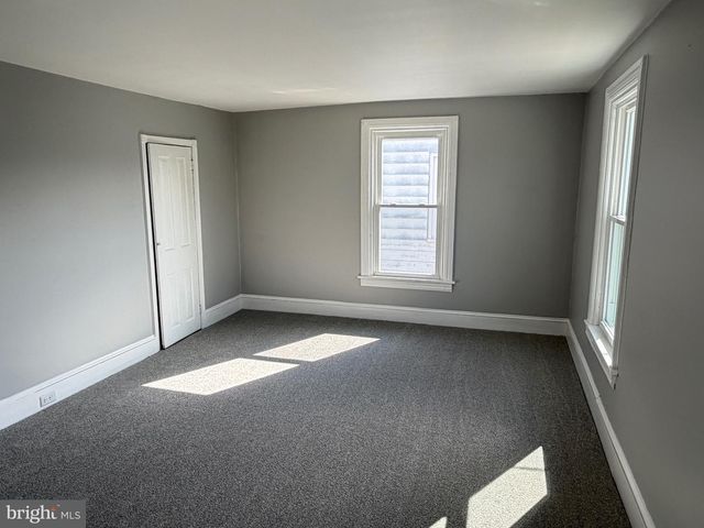 63 W SLOKOM AVE, Christiana, PA 17509