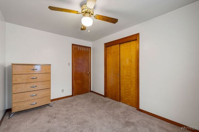 1033 100th Street, Niagara Falls, NY 14304