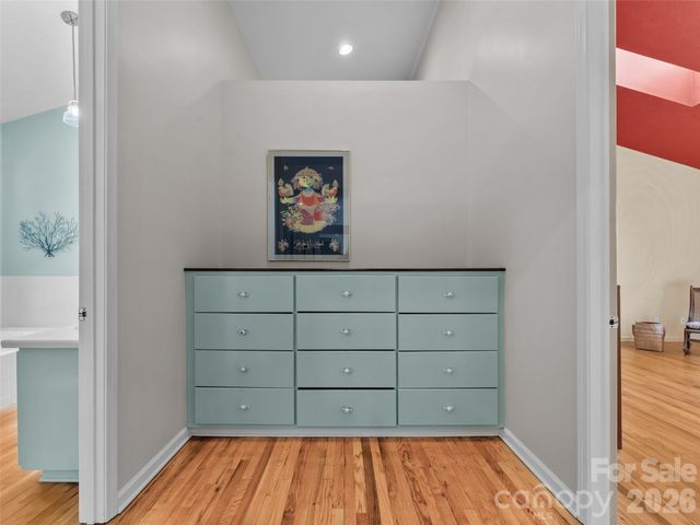 203 Heathcote Road, Hendersonville, NC 28791