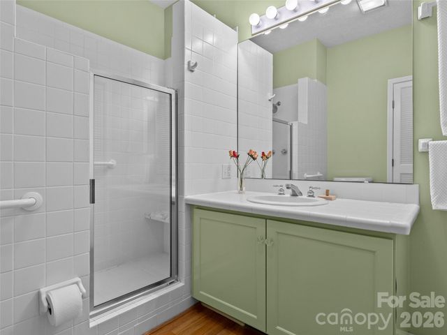 203 Heathcote Road, Hendersonville, NC 28791