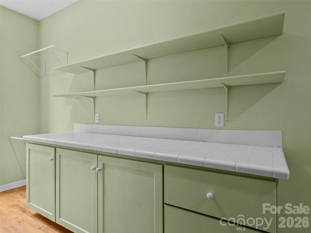 203 Heathcote Road, Hendersonville, NC 28791