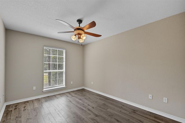 332 Comanche Trail, West Tawakoni, TX 75474