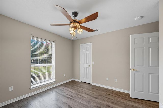 332 Comanche Trail, West Tawakoni, TX 75474