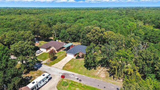 332 Comanche Trail, West Tawakoni, TX 75474