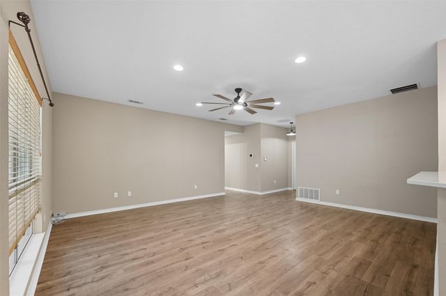 332 Comanche Trail, West Tawakoni, TX 75474