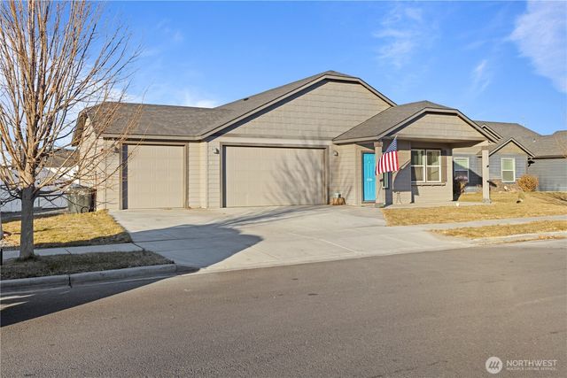 1336 E Egeland Drive, Moses Lake, WA 99156