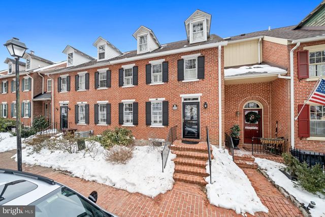 55 IVY RD, Wilmington, DE 19806