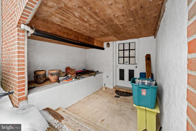 55 IVY RD, Wilmington, DE 19806