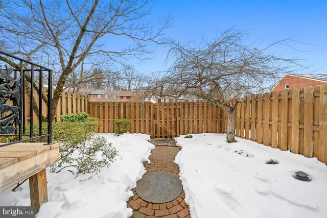 55 IVY RD, Wilmington, DE 19806