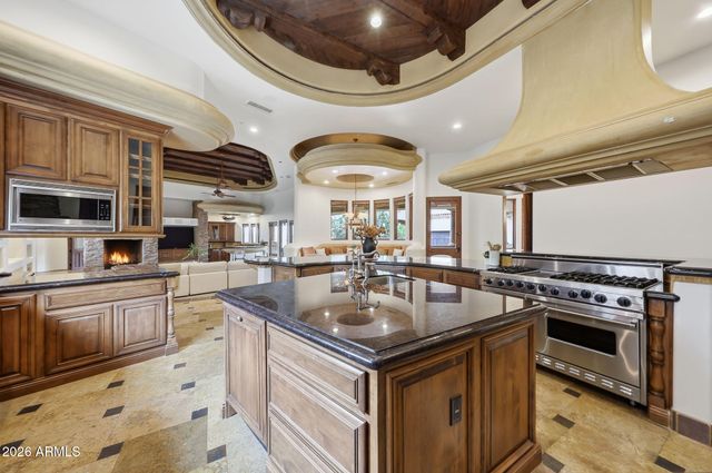 11734 E DESERT TRAIL Road, Scottsdale, AZ 85259