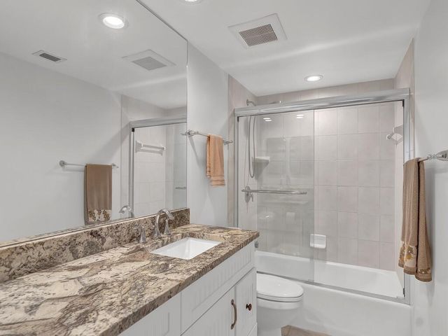 1700 Ocean Drive 306, Vero Beach, FL 32963