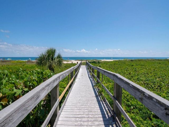 1700 Ocean Drive 306, Vero Beach, FL 32963