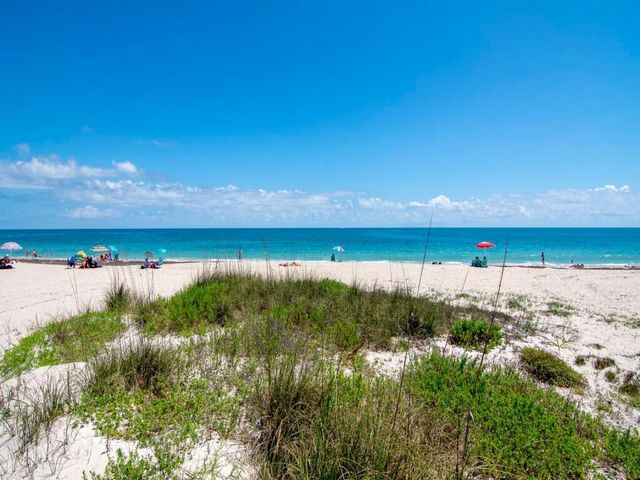 1700 Ocean Drive 306, Vero Beach, FL 32963