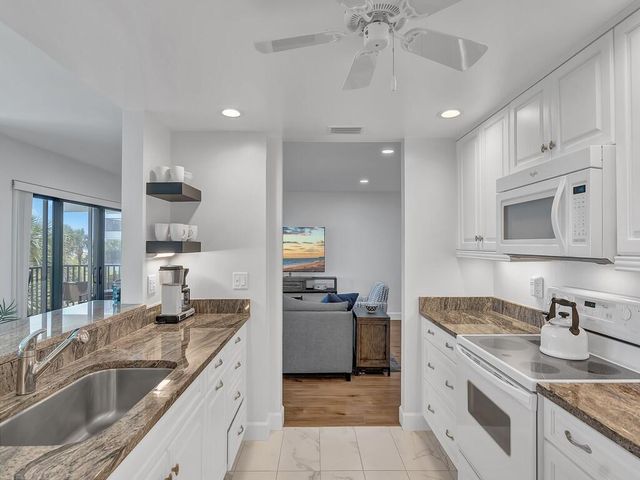 1700 Ocean Drive 306, Vero Beach, FL 32963